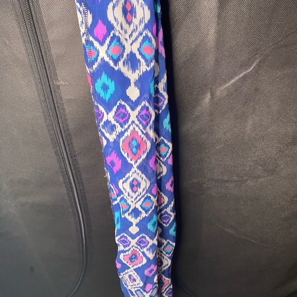 Colorful Geometric Pattern Scarf - Picture 5 of 5